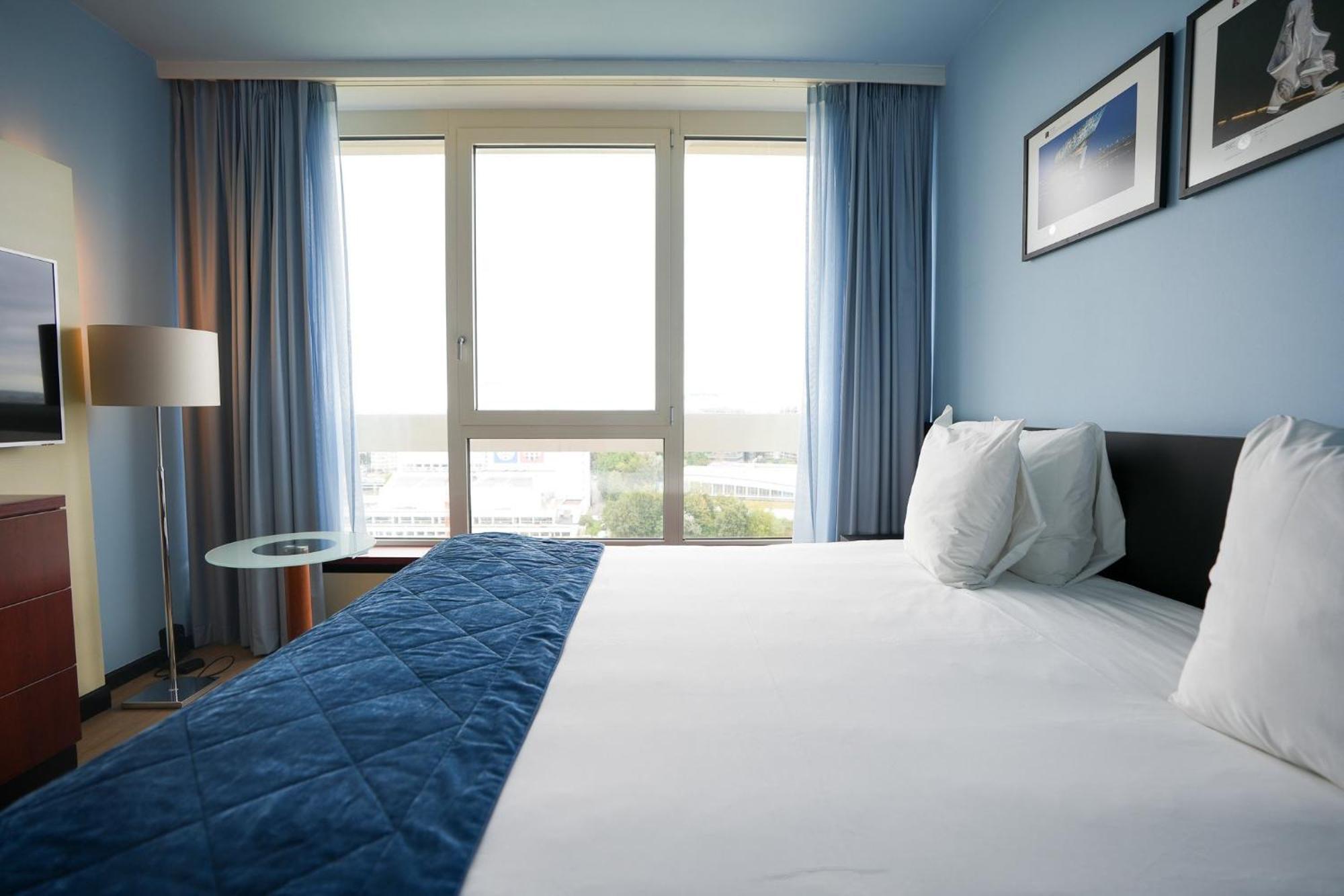 Crowne Plaza Antwerpen By Ihg Hotel Kültér fotó